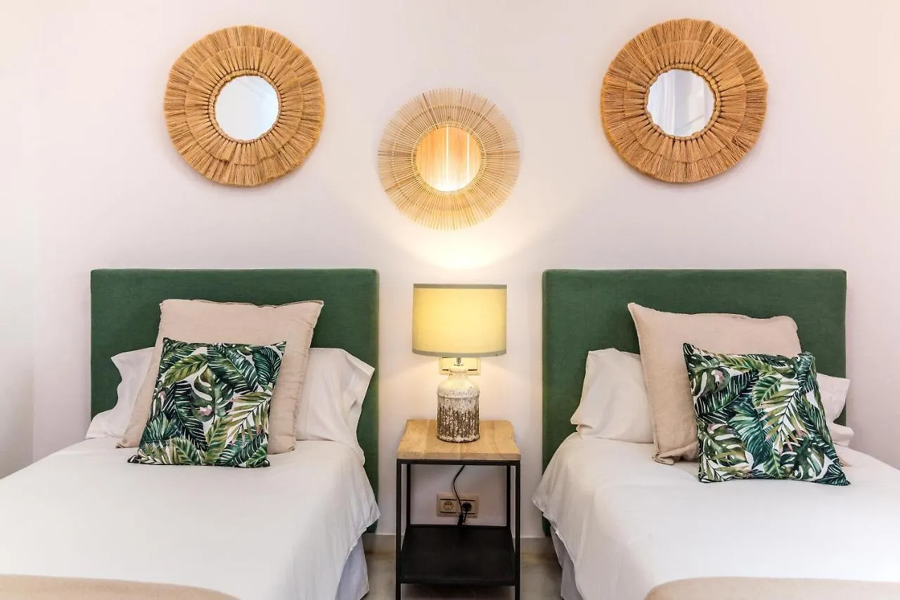 Vacation Marbella I Villa Adelfas, Andalusian Style, Private Pool, Sea View 0*,